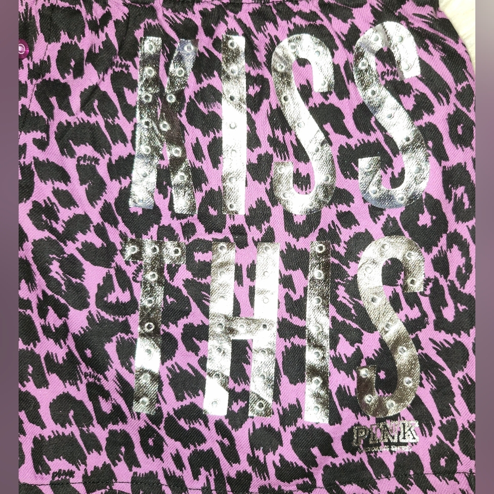 Vs pink sleep shorts small oversized nwt Kiss This